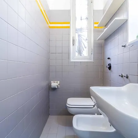 Domusmi San Gregorio 10 Apartment Milan Exterior photo